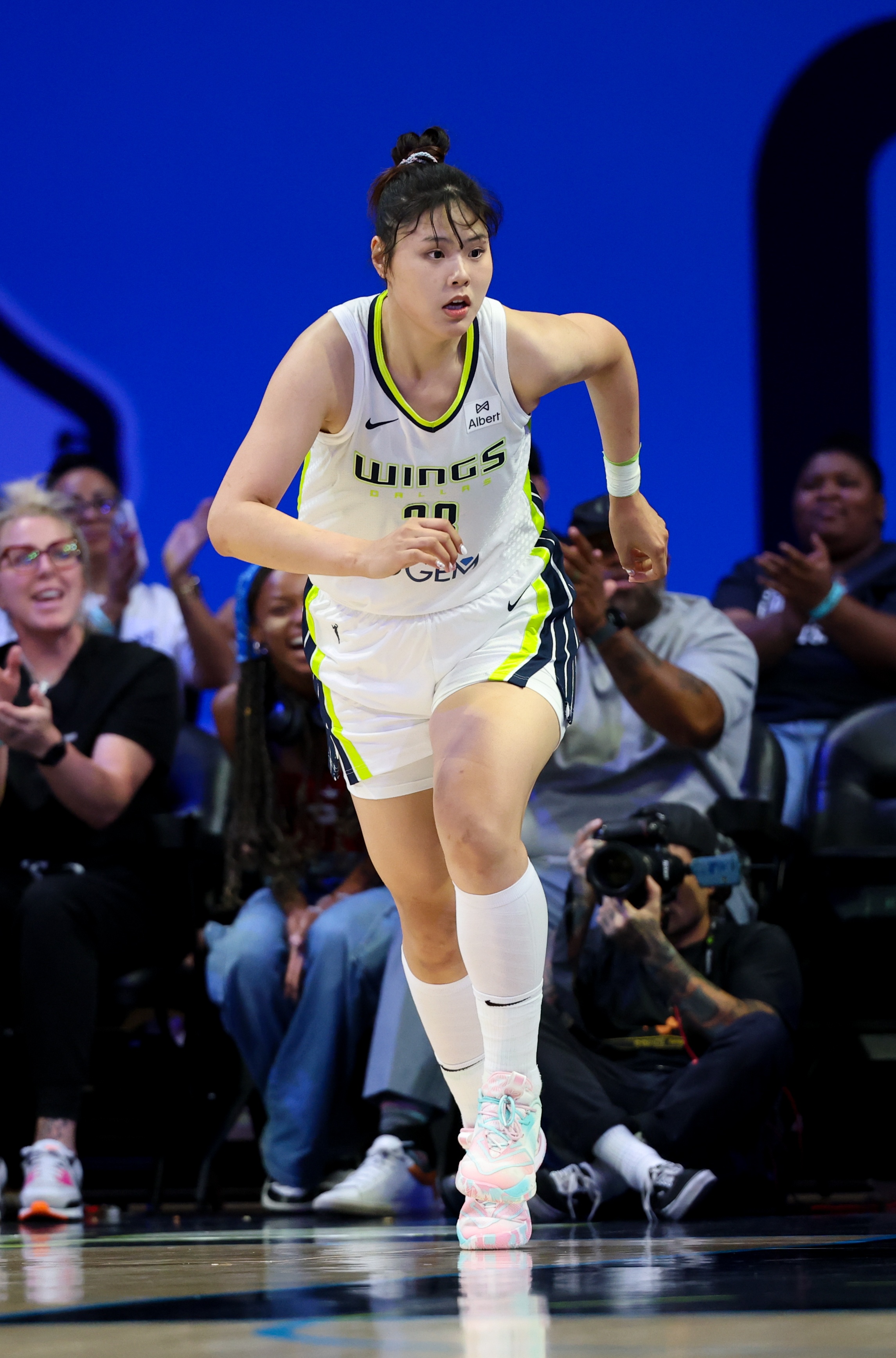 云开体育-麦穗丰：李月汝基本坐稳飞翼的首发 现在要学着成为球队领袖